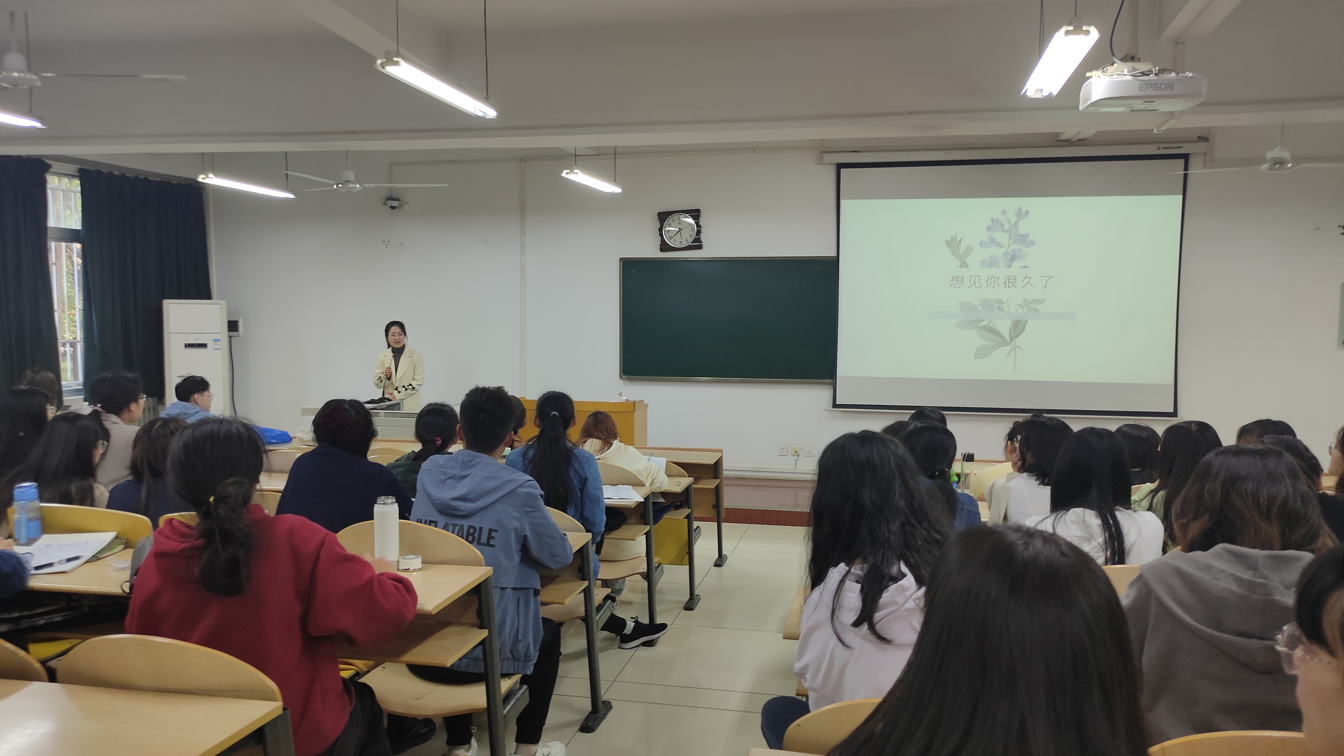 3.插入第三段后.jpg 3.插入第三段后.jpg