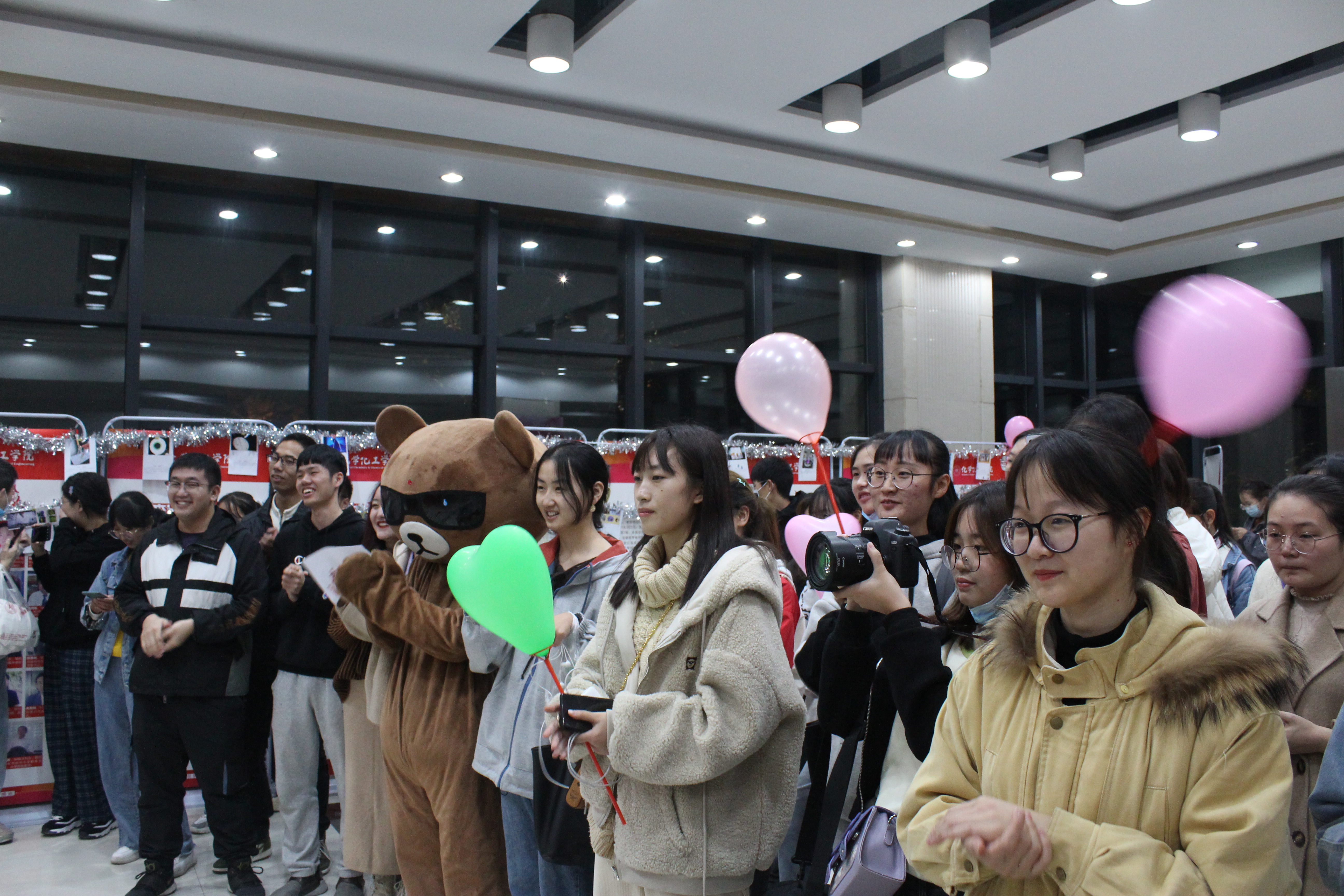 观众(1).JPG 观众(1).JPG